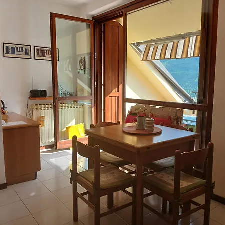 Isa 's House , A Terrace In Apartment *